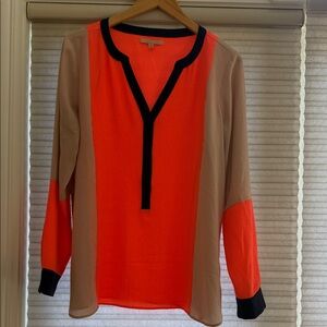 Gibson Colorblock V-Neck Blouse in Bright Orange, Beige & Black